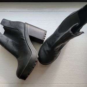 Black Chunky Heel Boots